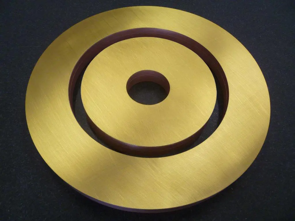 Ring Target aus Gold und Kupfer für PVD-Beschichtung und Sputtertechnik.